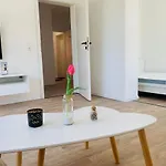 Feddersen Living Kernsanierte - Gemuetlich - Netflix - Voll Ausgestattet - Zentral *