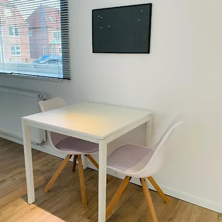 Feddersen Living Kernsanierte - Gemuetlich - Netflix - Voll Ausgestattet - Zentral Apartmán *